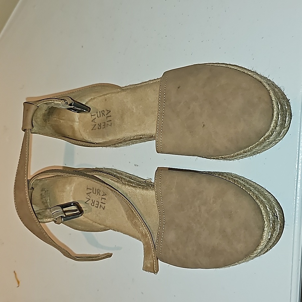 Espadrilles - Picture 6 of 9